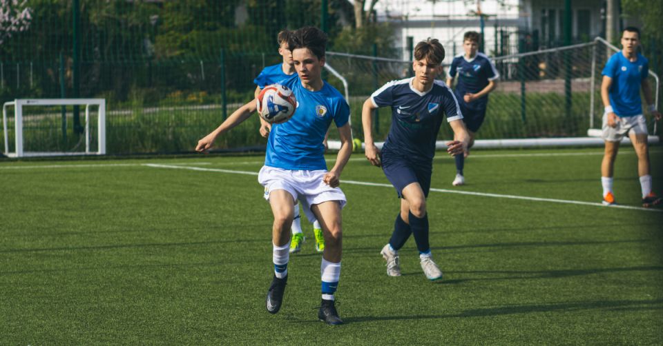 U17 (B1): Juniorzy na sz&oacute;stkę!