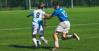 U17 (B1): Ramię w ramię z liderem!